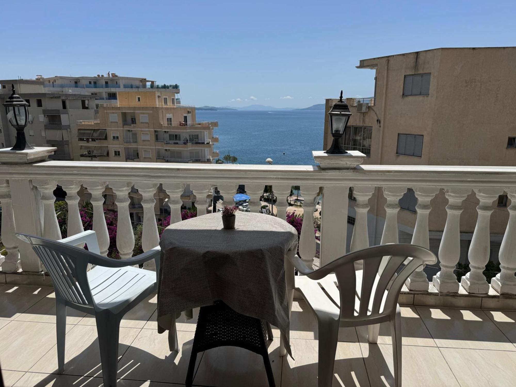 Elisabeta * Sarandë