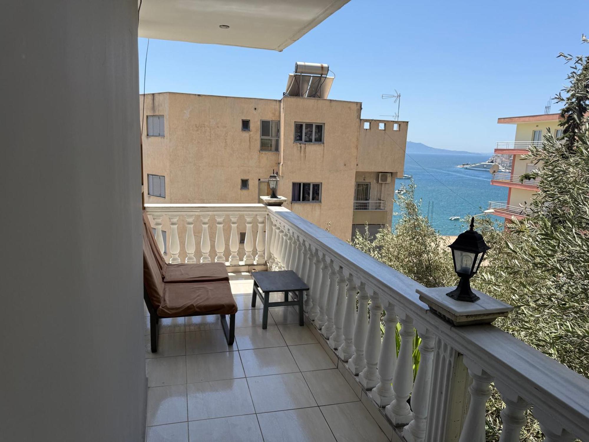 Elisabeta * Sarandë